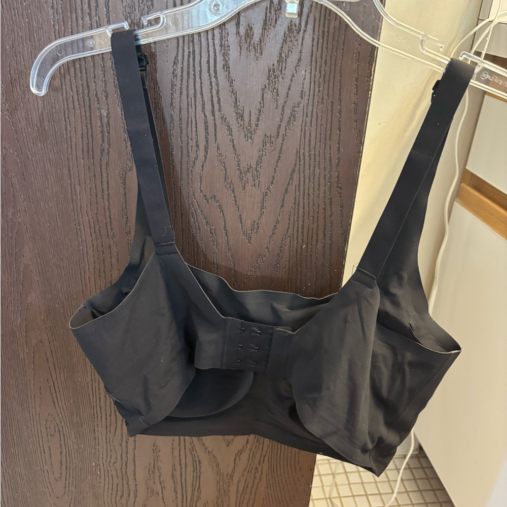 Skims Bra - Picture 5 of 5